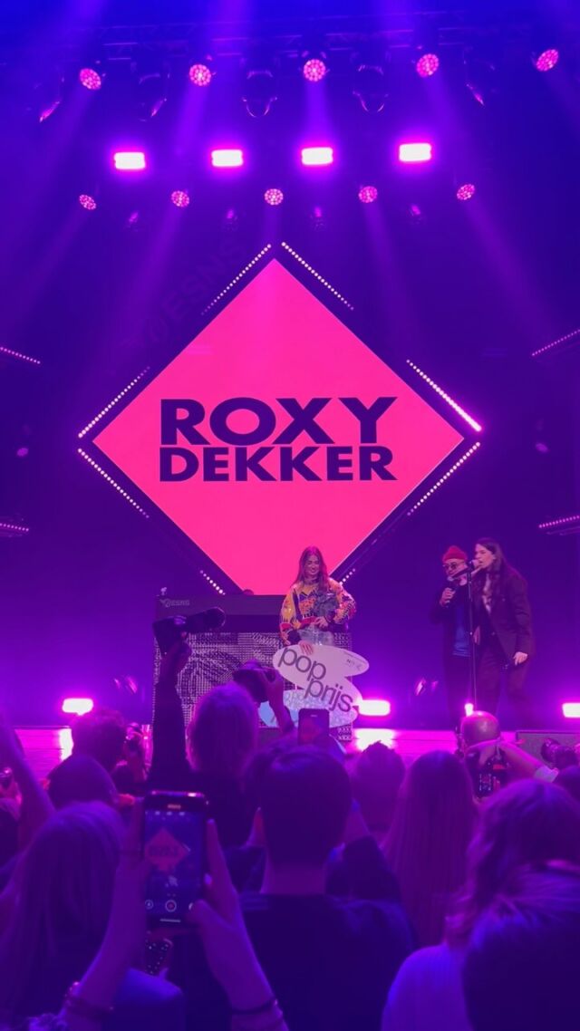 Niemand minder dan @roxy.dekkerr wint de Popprijs! Gefeliciteerd 🔥

#popprijs #roxydekker